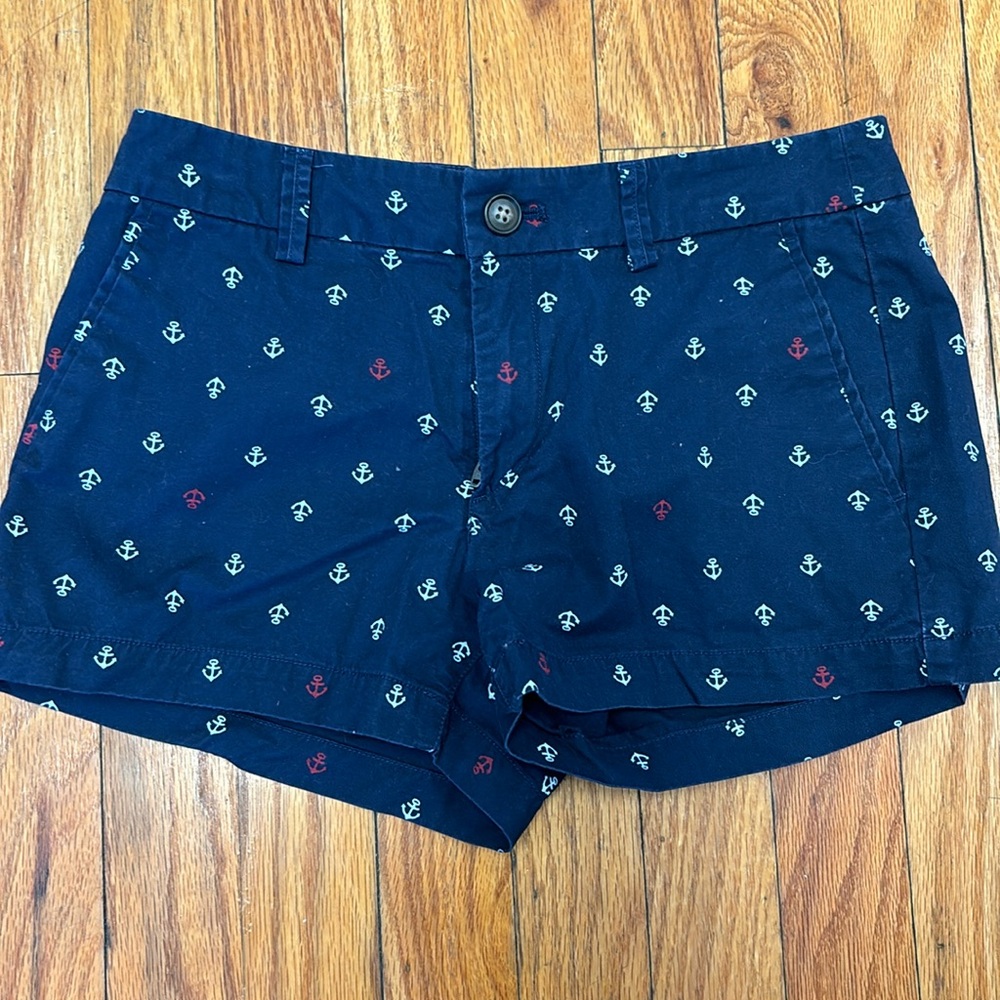 Blue with sailor print pattern shorts by Uniqlo size 0